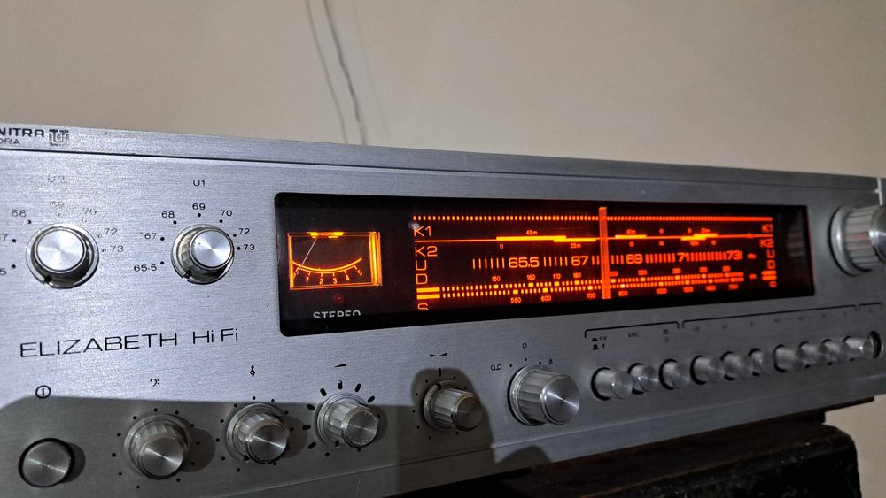 Unitra Elizabeth -  Amplituner -Stare radio - przestrojona.