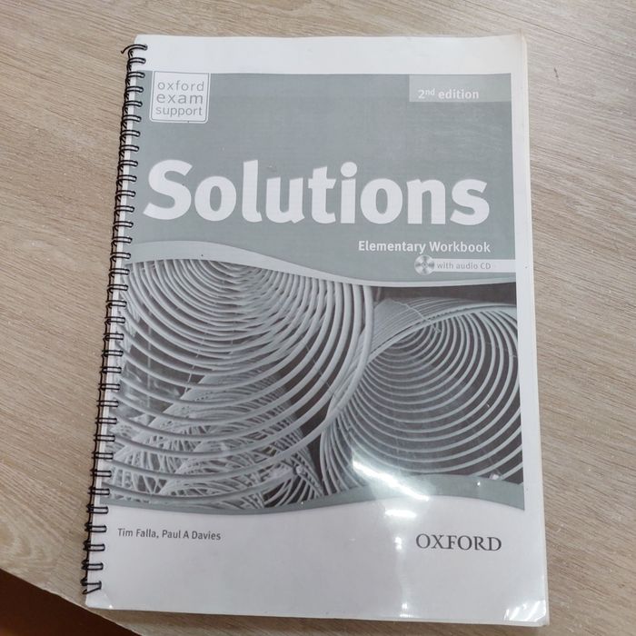 Продам зошити Solutions elementary