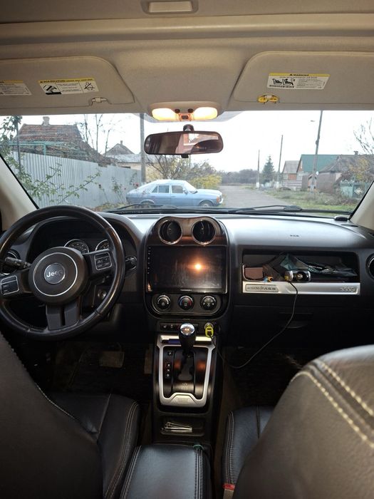 Jeep compass автомобиль