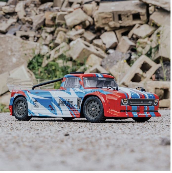 Продам arrma infraction 1/8 tamiya traxxas