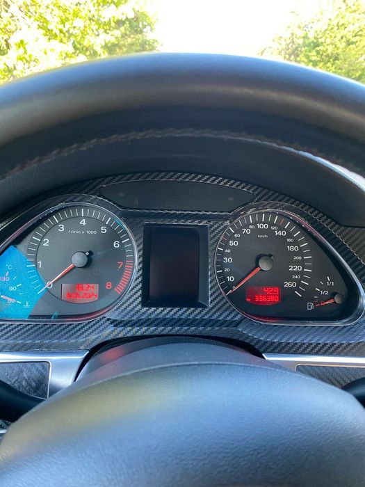 Продам ауді а6 с6 2.4