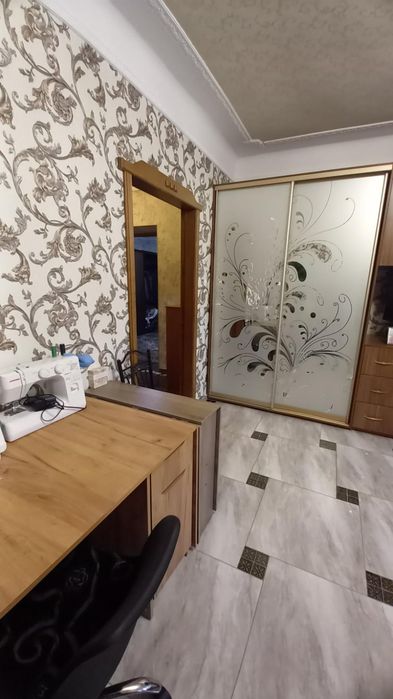 Продам комфортний одноповерховий будинок на проспекті Металургів