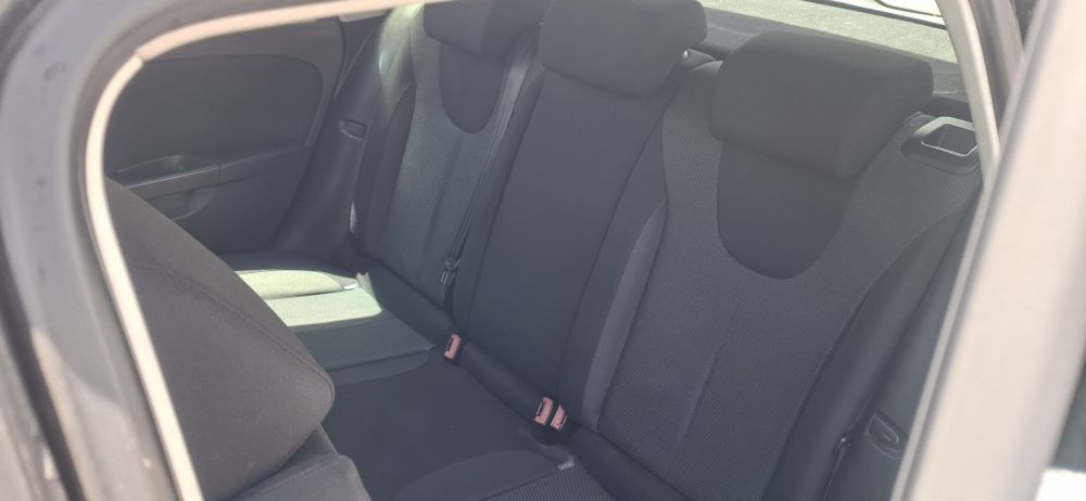 SEAT Leon — fotografia 6