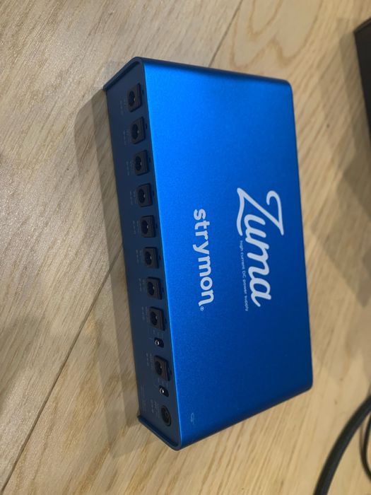 Блок живлення Strymon Zuma