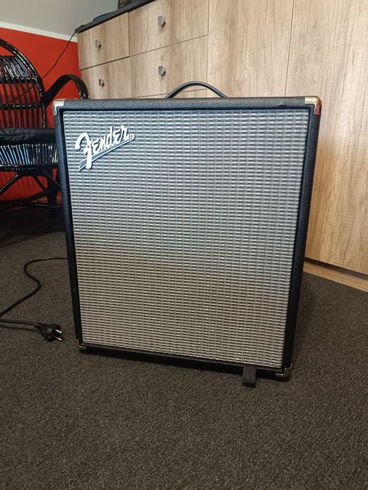 Fender Rumble 100 na gwarancji