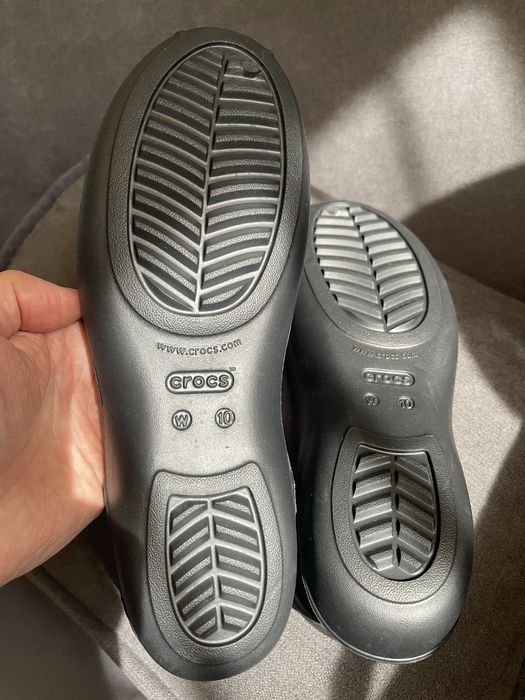 Женские балетки Crocs Olivia II W10