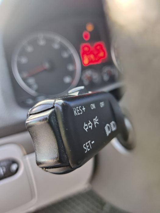 VW Golf 5  1.6MPI automatic