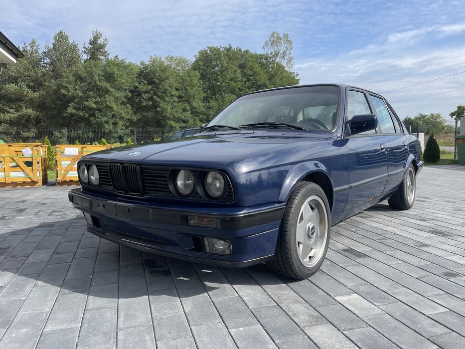 BMW  E 30   318i