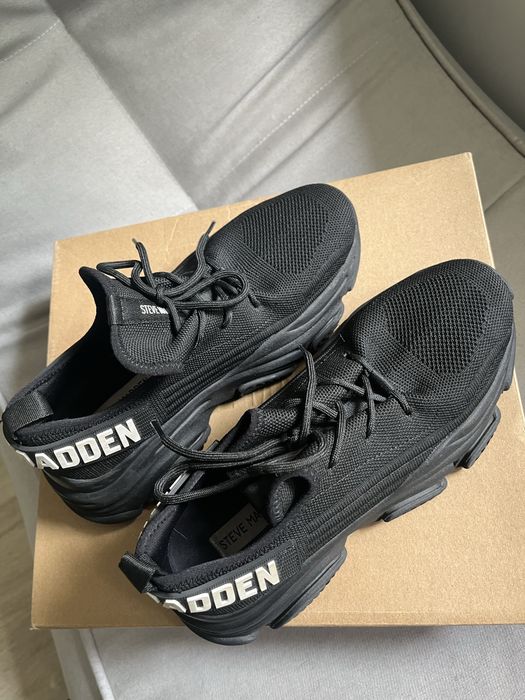 Кросівки Steve Madden Protégé-E Б/В гарний стан 38р