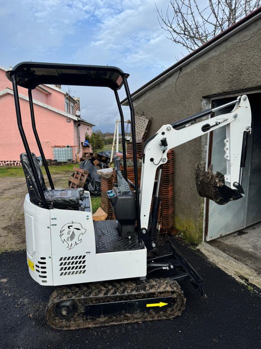 Mini giratória 1300kg