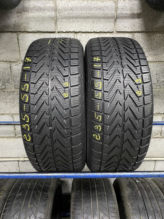 Зимові шини 235/55 R17 (103V) VREDESTEIN