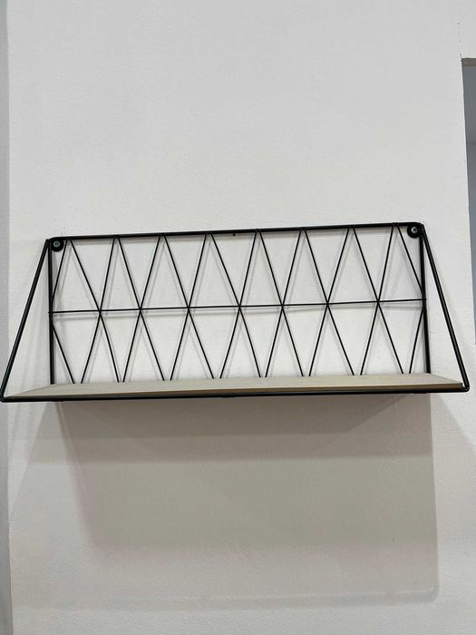 Conjunto de Estantes geométricas 2 douradas e 2 pretas