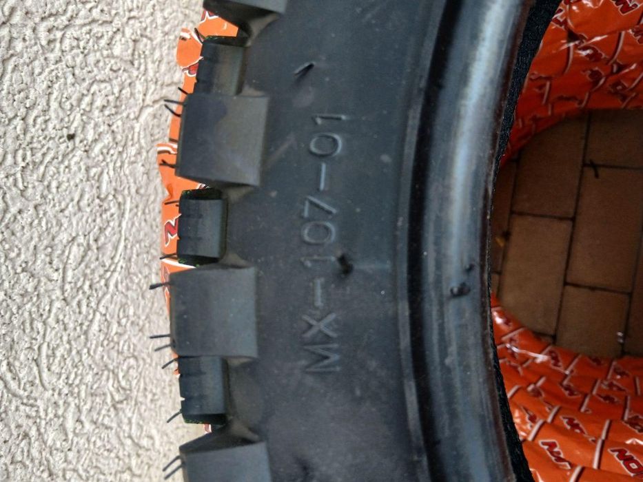 Мото резина 120/90-16 G-Lion желто зеленая полоска