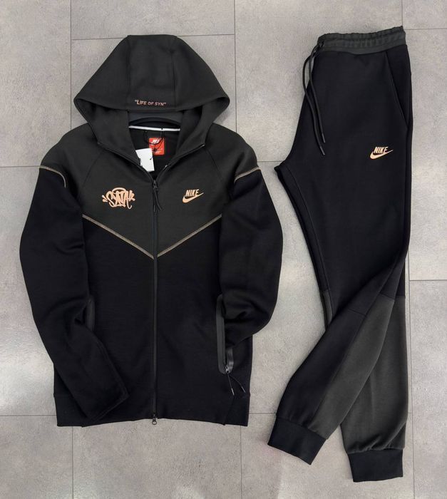 Крутий чоловічий  Спортивний  костюм  Nike tech fleece central cee Syna World nocta розмір  S-XL