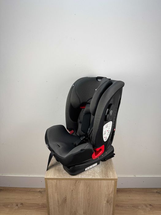 Fotelik samochodowy Joie Bold R 9-36kg