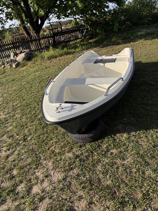 Łódź łódka wiosłowo-motorowa 380