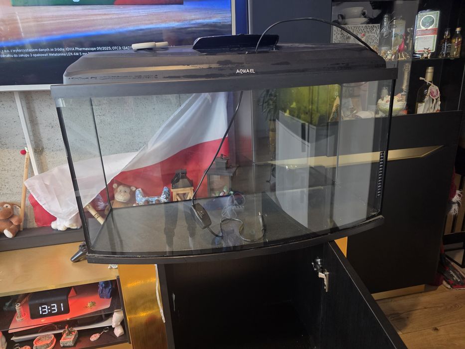 Akwarium panoramiczne z szafką 112l