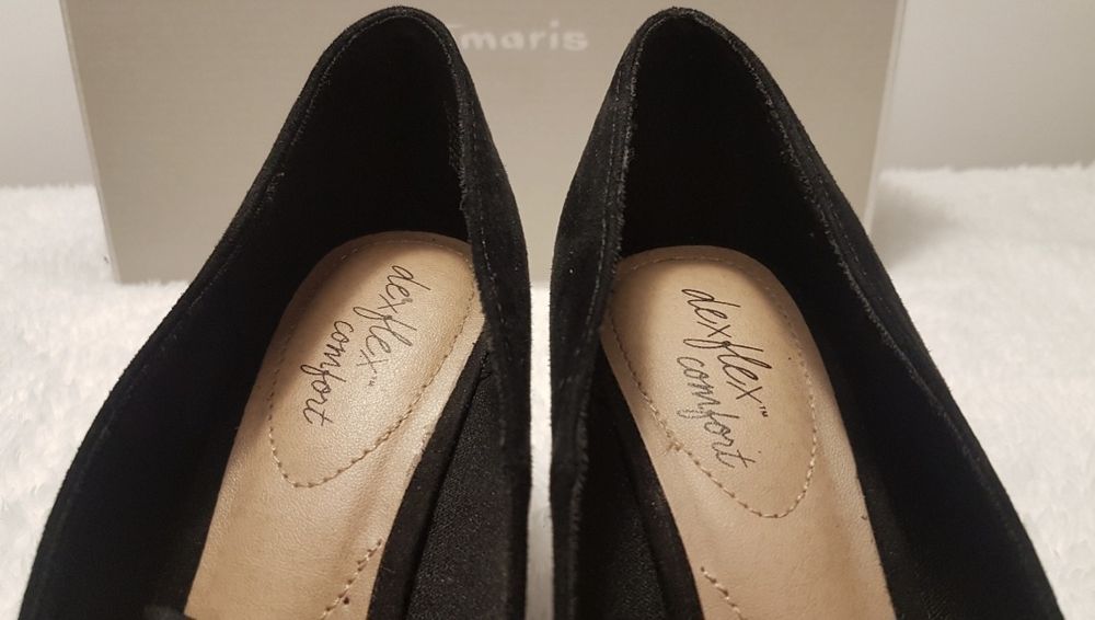 Zamszowe buty na koturnie 37