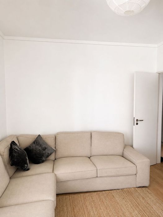 T2 em Linda-a-Velha | Av. Dom Pedro V | 80 m² | Varandas