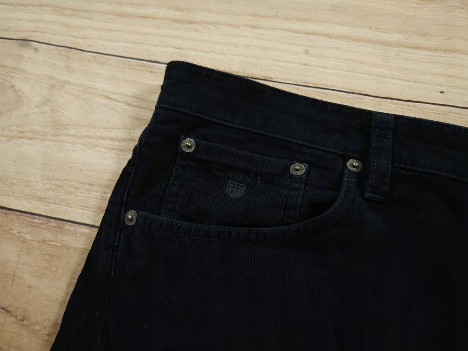 GANT Spodnie Sztruksowe Slim Straight Męskie Granatowe r. 35/34