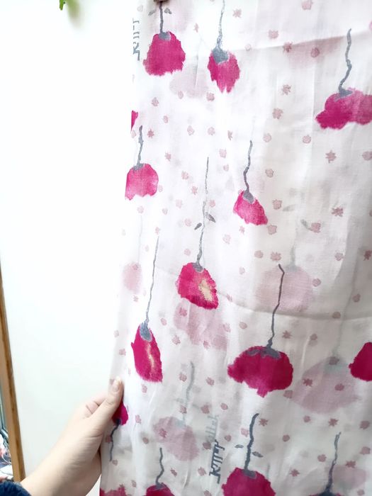 Lenço Branco com Flores