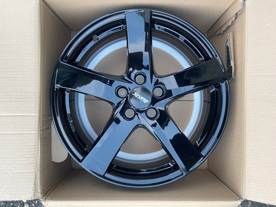 Nowe Felgi 18 cali 5x112 alutec skoda audi vw seat