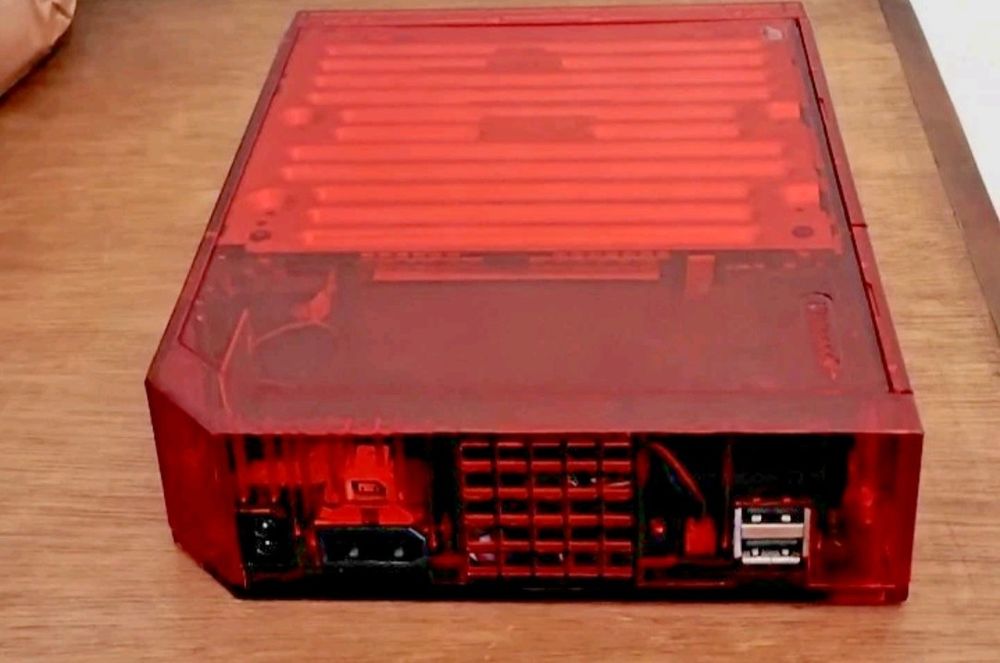 Wii Vermelha Transparente (Consola Apenas)