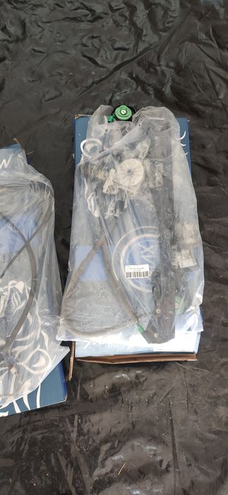 Elevadores de vidro Ford focus MK1 3 portas