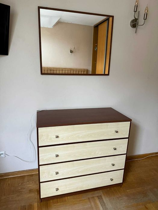 Szafka z szfufladami + szafka nocna + lustro