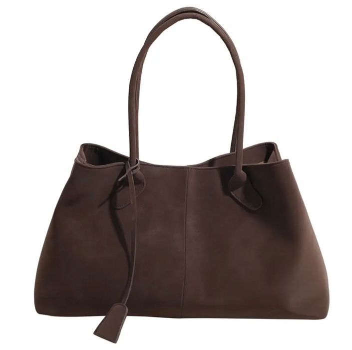 Ідеальна жіноча сумка в шоколадному кольорі