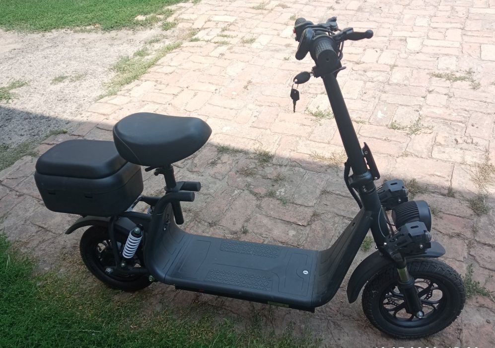 Електро самокат з сидінням ekobike