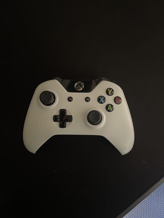 Xbox one +джойстик