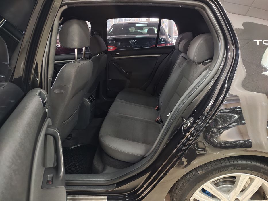 Volkswagen Golf V 1.4і 16V 5МКПП 2004 р.в. (75 к.с.)