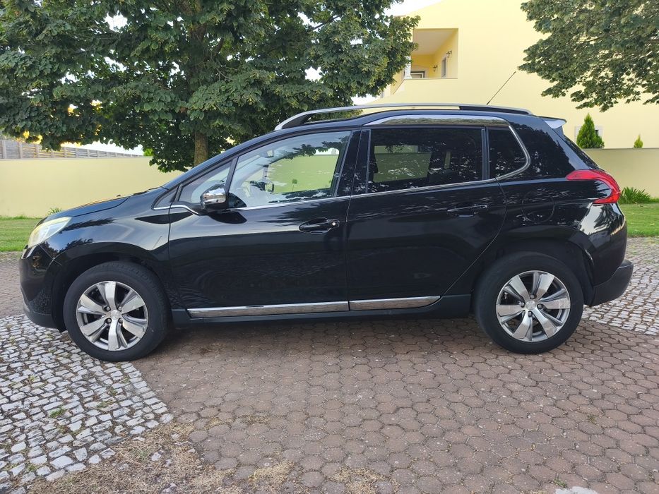 Peugeot 2008 — fotografia 4