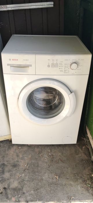 Продам стиральную машину Bosch wab20063pl