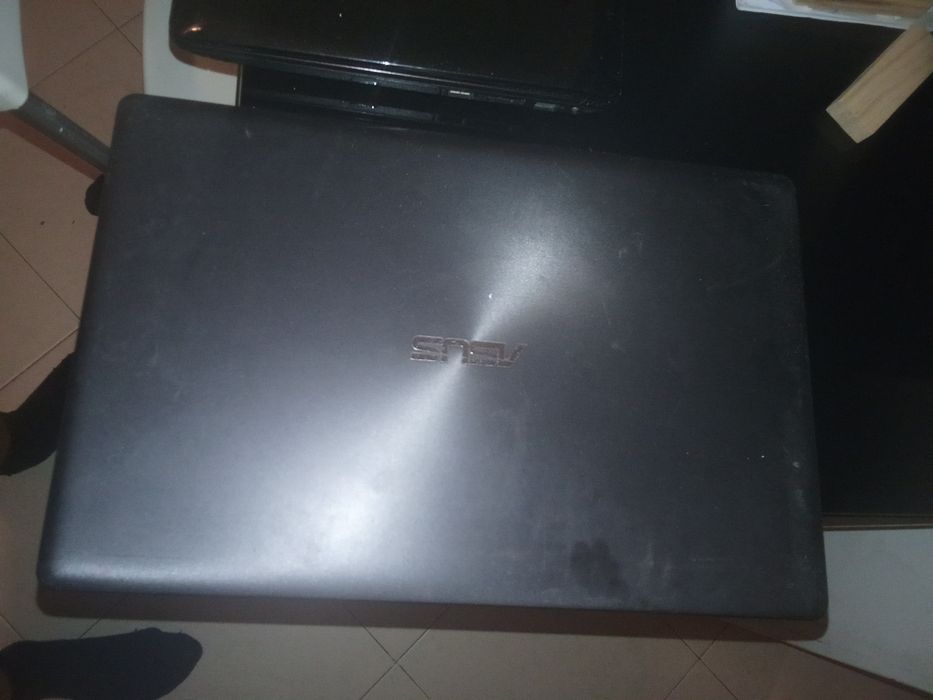 2 portátil em bom estado