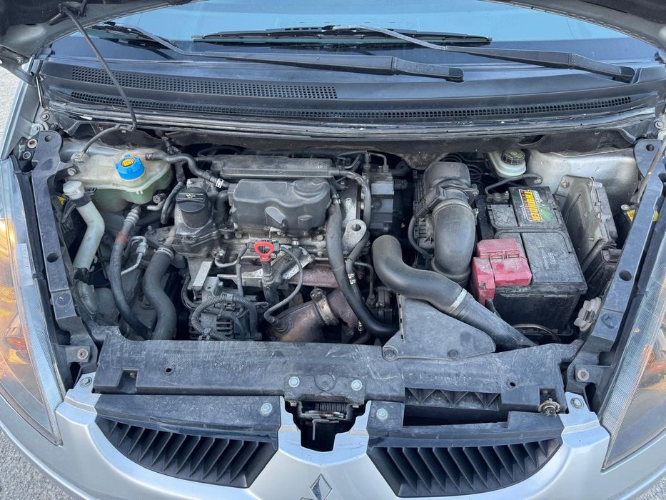 Mitsubishi Colt 1.5 diesel modelo insport