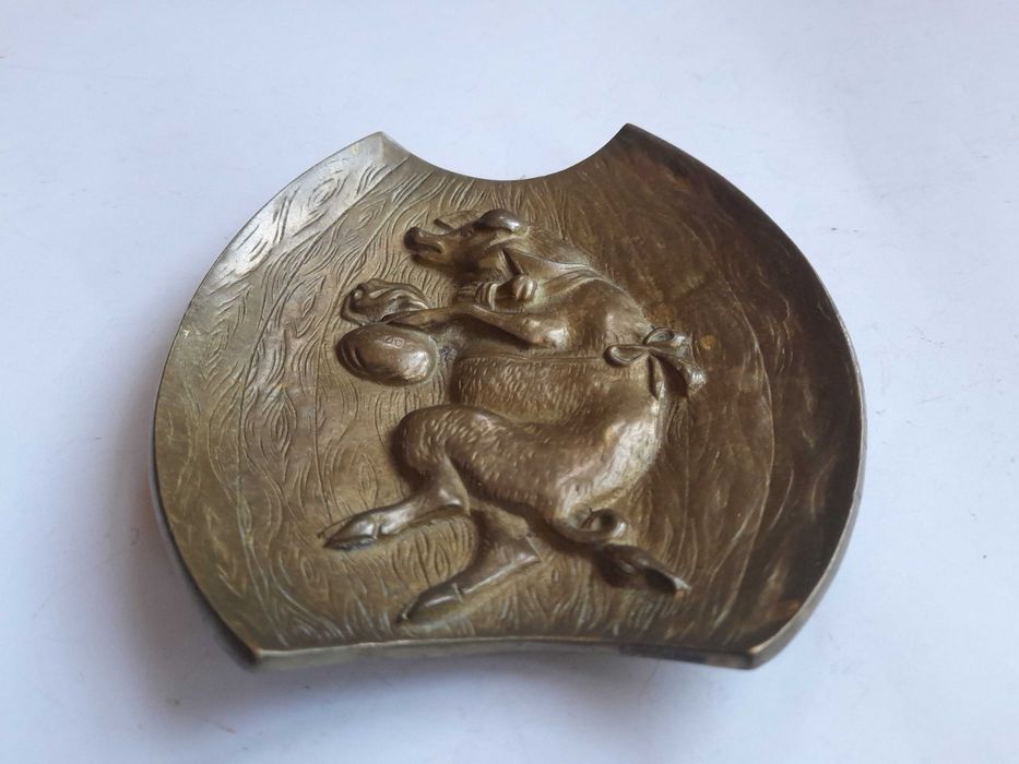 Popielnica ozdobna ze świnką (mosiężna)