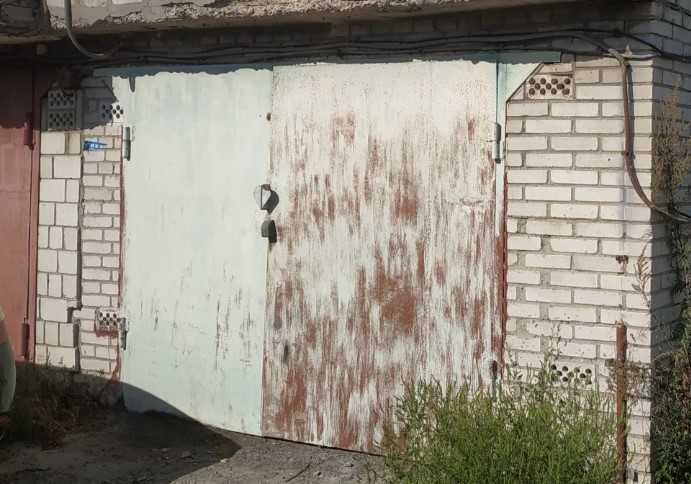 Здам в оренду капітальний гараж місто Українка. Погребок