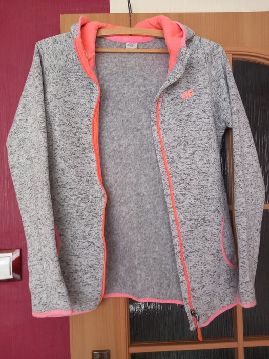 Sportowa bluza damska 4F  rozmiar XL