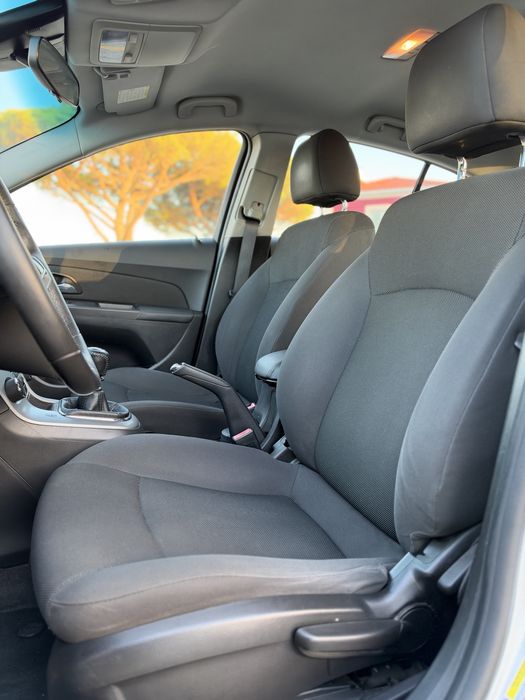 Chevrolet Cruze 1.6 - 2013 - Garantia 18 meses