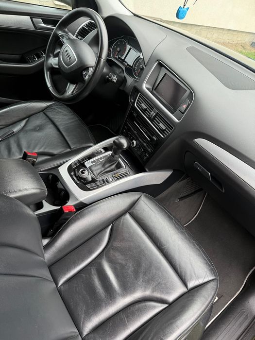 Audi Q5 Audi Q5 2.0 TDI 177KM, Mały przebieg