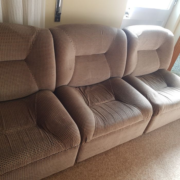 Sofás.  4 modulos un canto mais 3 módulos