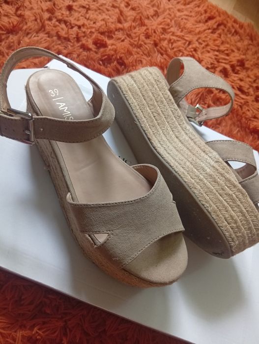 Buty sandały  super stan