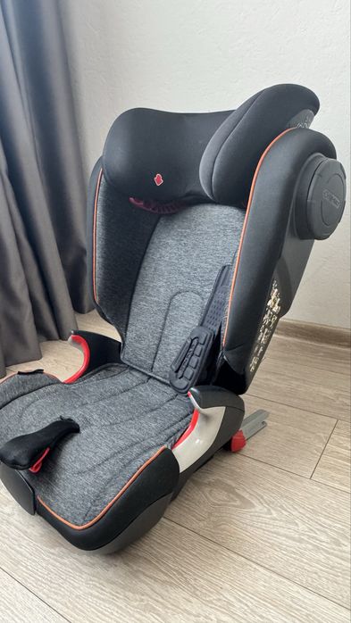 Автокрісло Britax Römer KIDFIX II XP / XP SICT (15–36 кг)