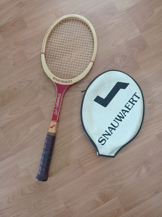 Raquete de tênis de senhora