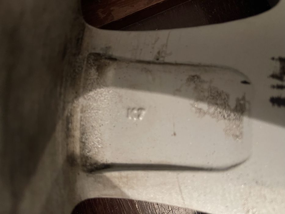 Продам диск б/у на BMW 7j/R18 .