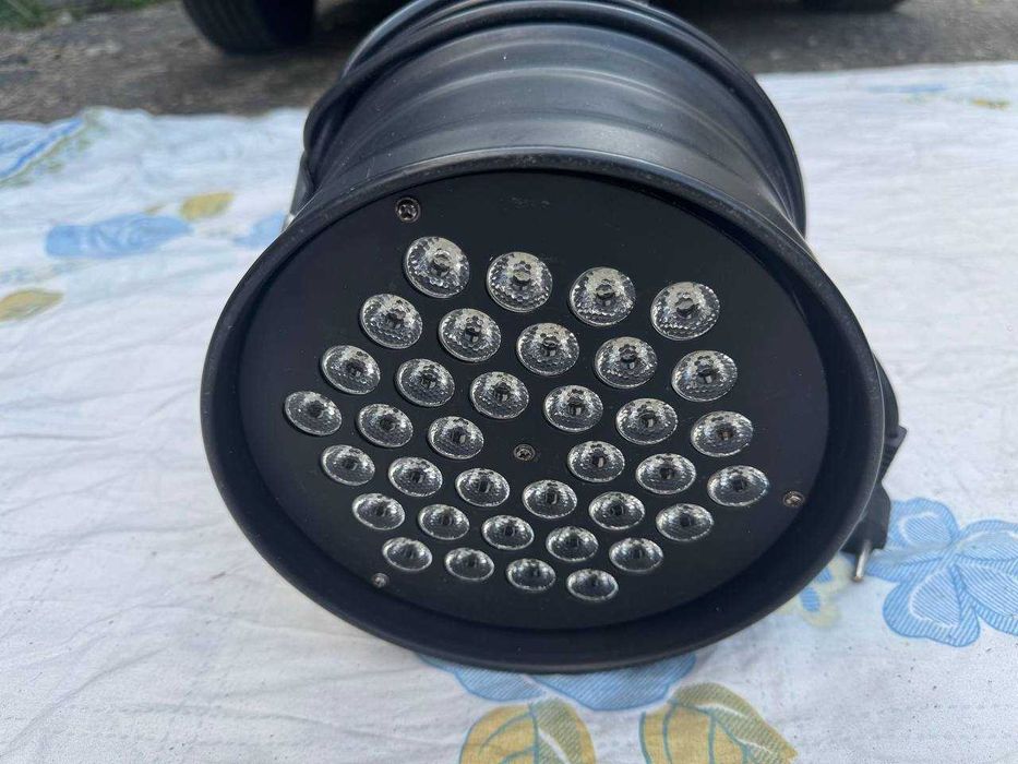 Светодиодный прожектор Color Imagination SI-018 36*3W (LED PAR 64)