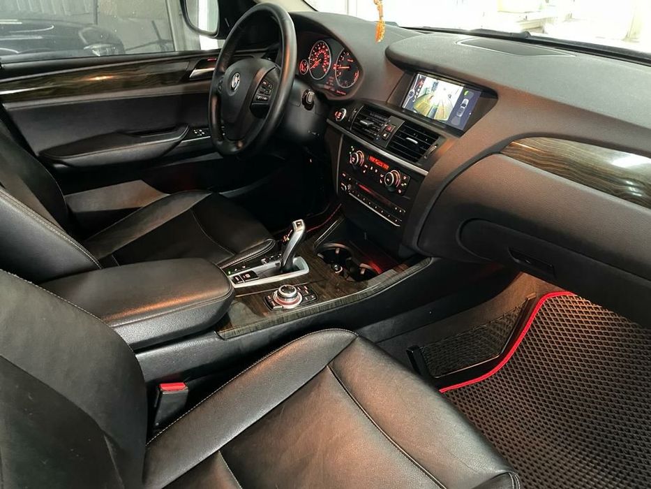 BMW X3 F25  2012 г.в 2.0 бензин