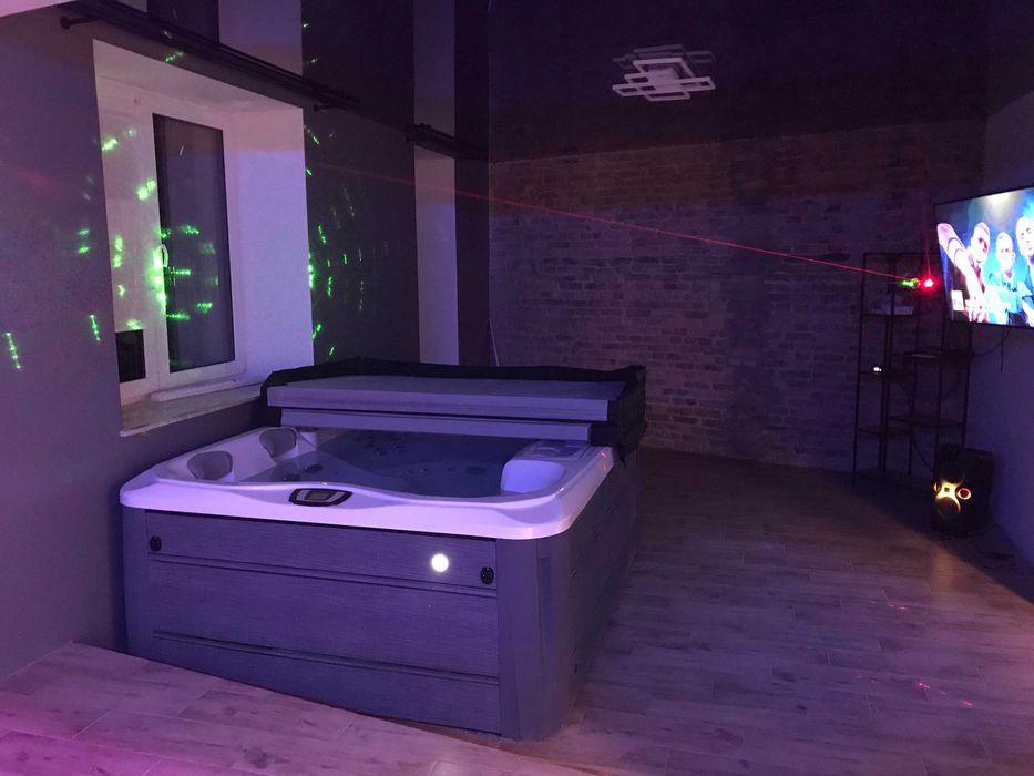 Apartament z prawdziwym jacuzzi